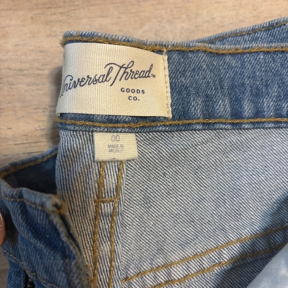Universal Threads Jeans - 3 Pair Bundle - Picture 3 of 10